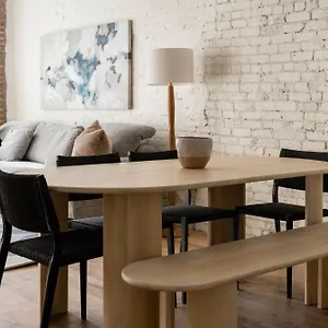 Maison Place Jacques-cartier By Luxury In Transit Apartment