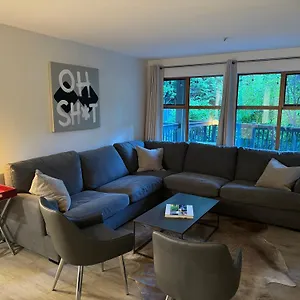 Beautiful 1br 1ba At Northstar-whistler, Bc , Whistler Canada